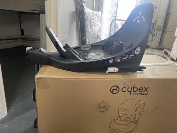 Image 2 of Cybex Base Z Isofix Base Pre Owned