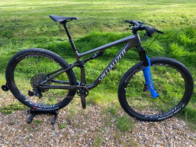 Preview of the first image of Specialized Epic EVO Expert 29´´ 2022 MTB bike Size M.