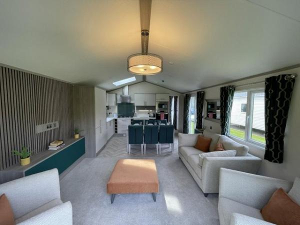 Image 1 of Modern 2 bed Holiday Home for sale at Tattershall Lakes