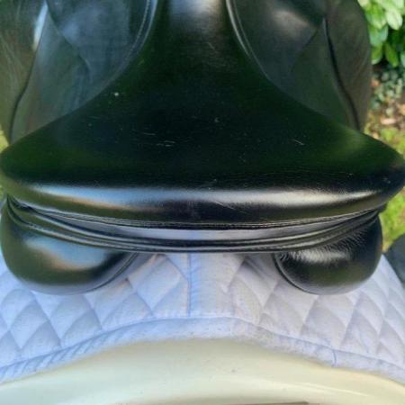Image 24 of Kent & Masters 17” High Wither Dressage saddle