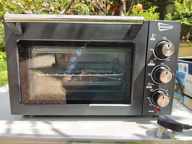 Preview of the first image of Leisurewize 14L oven ideal camping or domestic use.