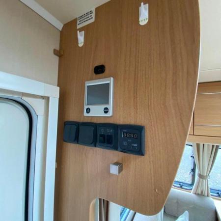 Image 19 of Compass Omega 574, 2014 4 Berth Caravn *Single Beds*