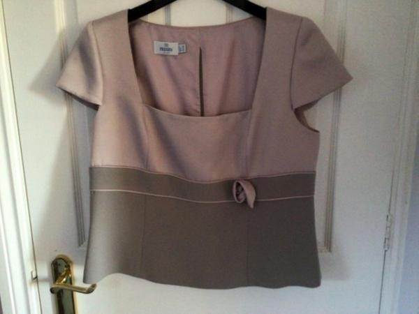 Image 2 of Presen Mother of the bride out fit size 16