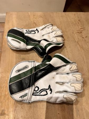 Image 1 of Kookaburra wicket keeper gloves