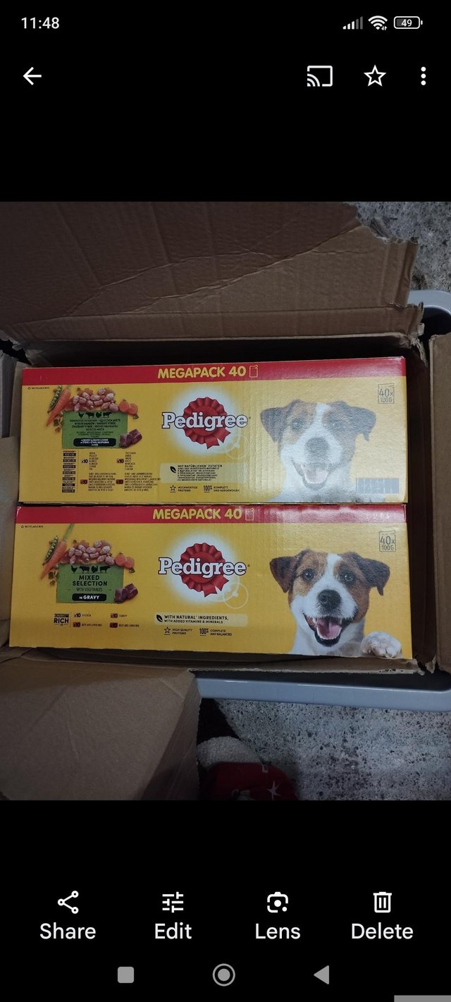 Preview of the first image of Winalot and Pedigree dog food sachets.