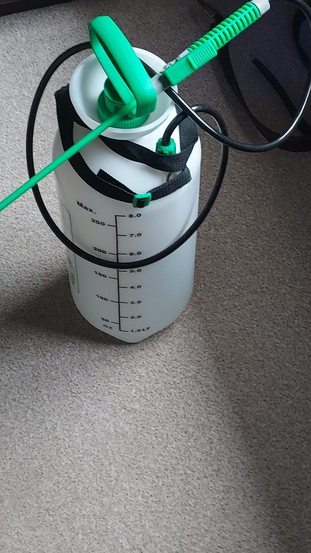Preview of the first image of Garden sprayer 8 litre new unused.