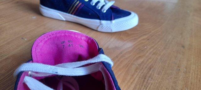 Preview of the first image of Moshulu ladies plimsolls UK size 7.