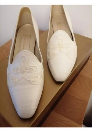 Image 3 of Satin Embroidered Cream Bridal/Bridesmaid Shoes size 3