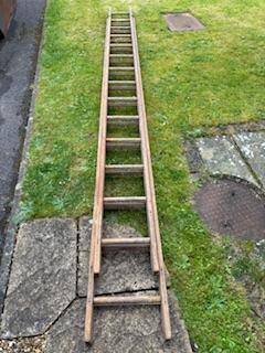 Image 1 of Wooden extending 28 rung ladder