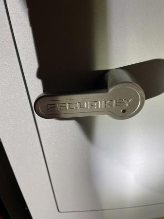 Image 2 of Securikey safe with 2 keys