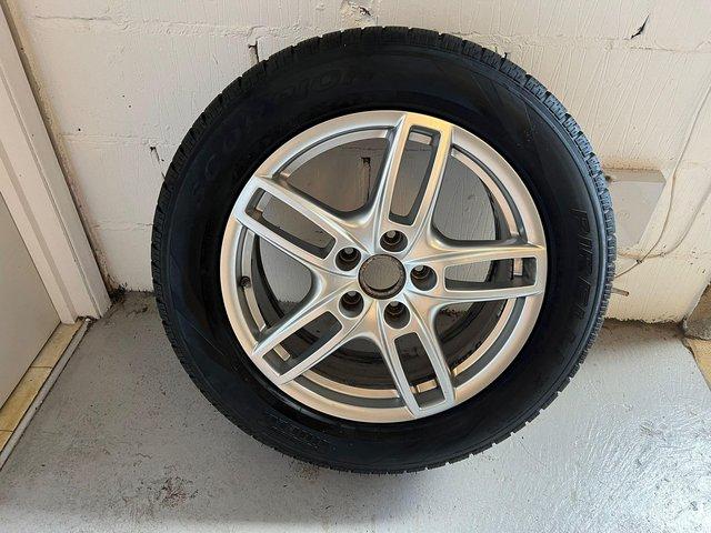 Preview of the first image of Porsche Cayenne alloy wheels set of 4, with Winter tyres.