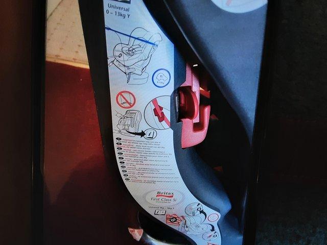 Preview of the first image of BRITAX FIRST CLASS Si childs car seat in excellent condition.