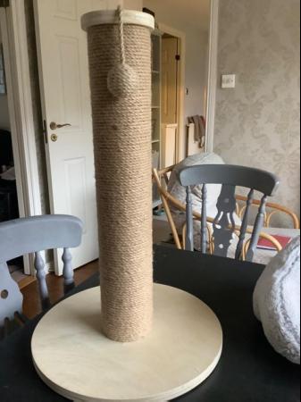 Image 3 of Cat / Kitten bed, scratching post and scratching dome