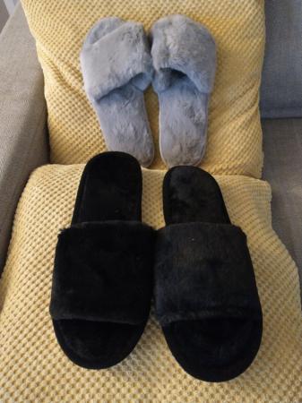 Image 1 of Women's slippers . New two pair