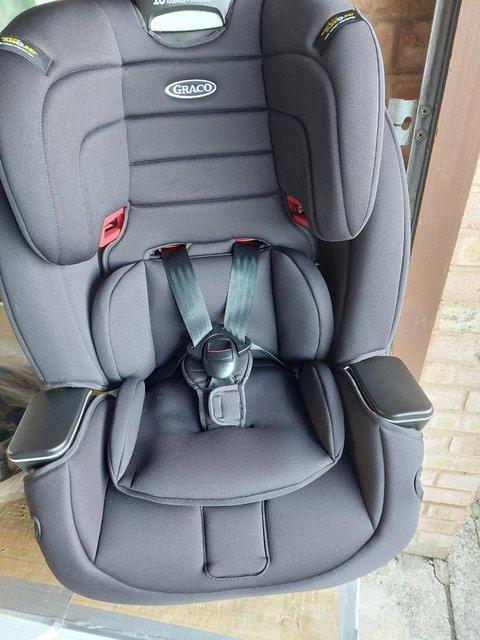 Preview of the first image of Graco Avolve superior car seat for 1-12yrs approx. As new.