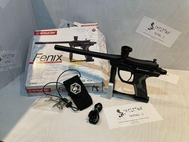 Preview of the first image of Spyder Fenix Paintball Marker.......