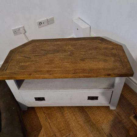 Image 1 of Good sturdy TV cabinet for sale