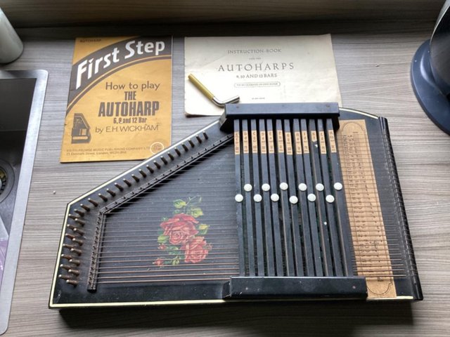 Preview of the first image of German antique AutoHarp/Zither.