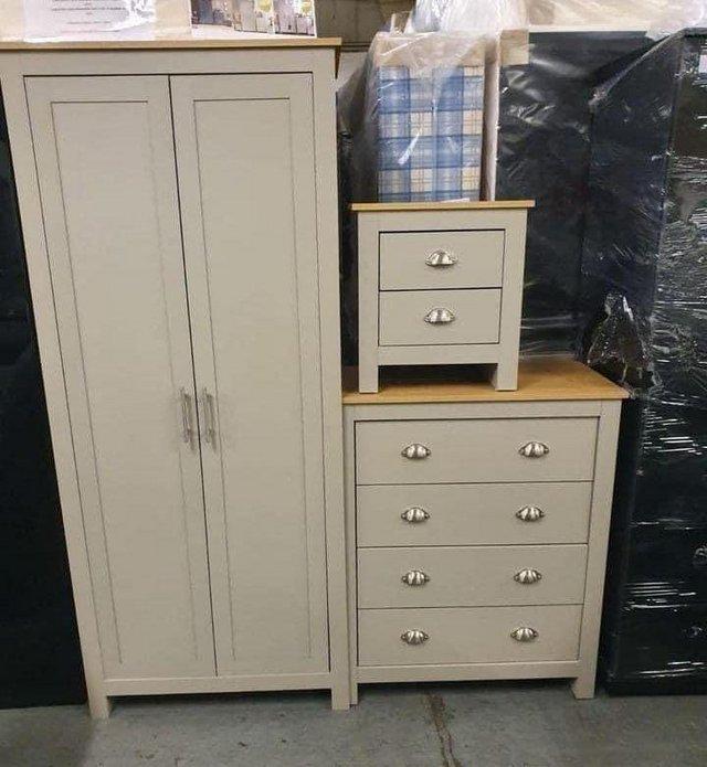 Preview of the first image of GREY LANCASTER 3 PIECE BEDROOM SET.