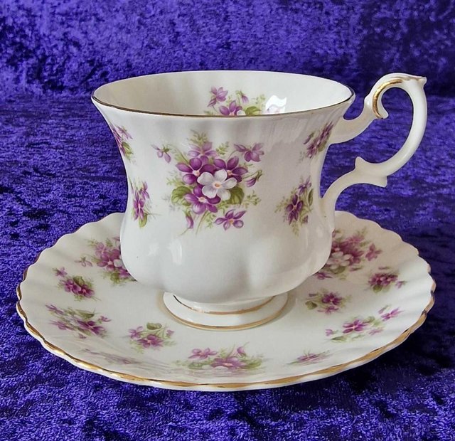 Preview of the first image of Royal Albert Sweet Violets Tea Set.