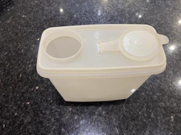 Image 3 of Tupperware Cereal Container (Lidded).