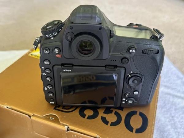 Image 6 of Nikon D850, Body only with extras, hardly used