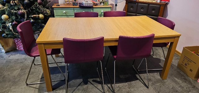 Image 1 of IKEA Bjursta extendable dining table Light Oak /Beech Colour