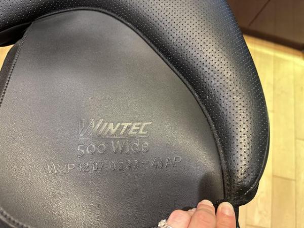 Image 2 of Black 17 inch Wintec Wide Saddle with Cair
