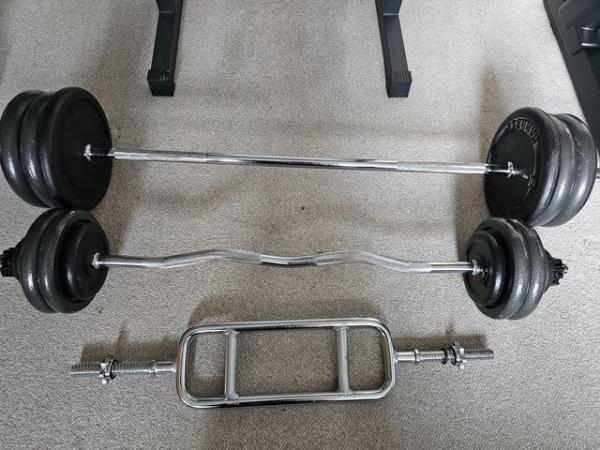 Image 1 of Weight lifting set in excellent condition