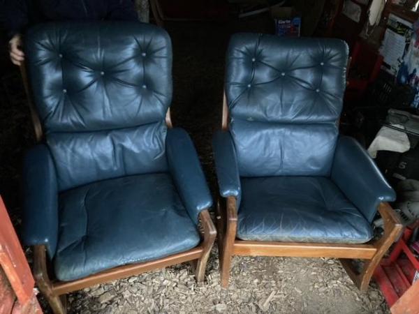 Image 1 of Ercol sofa & chair & leather seats