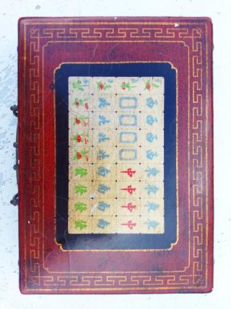 Image 1 of Vintage Mahjong Game Set 1960s Complete Chinese Game
