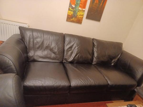 Image 1 of PURE leather DFS 5 seater with original DFS receipt.