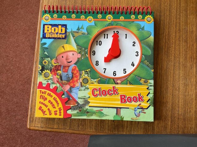 Preview of the first image of Bob the Builder tell the time book.