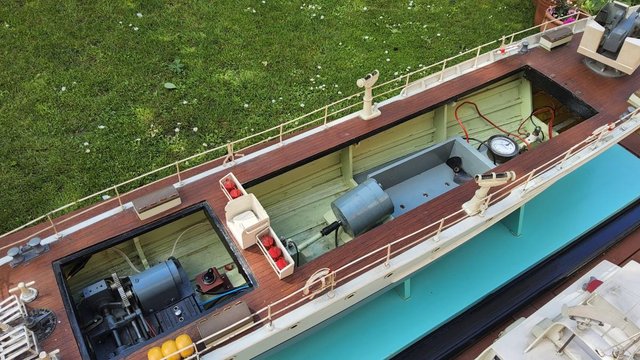 Image 10 of Model boat,Vosper Keris class exhibition quality