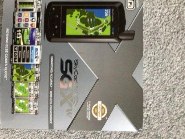 Image 2 of SkyCaddie SGXw Boxed Complete Golf Distance Aid