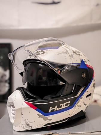 Image 2 of HJC C80 helmet with pinlock