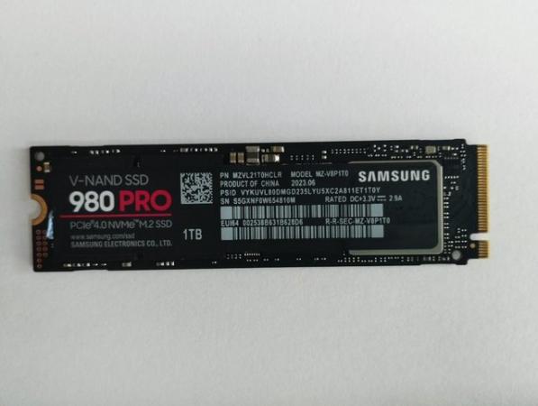Image 6 of Samsung SSD 980 Pro NVMe PCIe Gen 4 M2 SSD 1TB