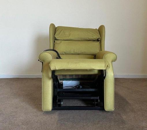 Image 7 of AJ WAY PETITE ELECTRIC RISER RECLINER GREEN CHAIR ~ DELIVERY