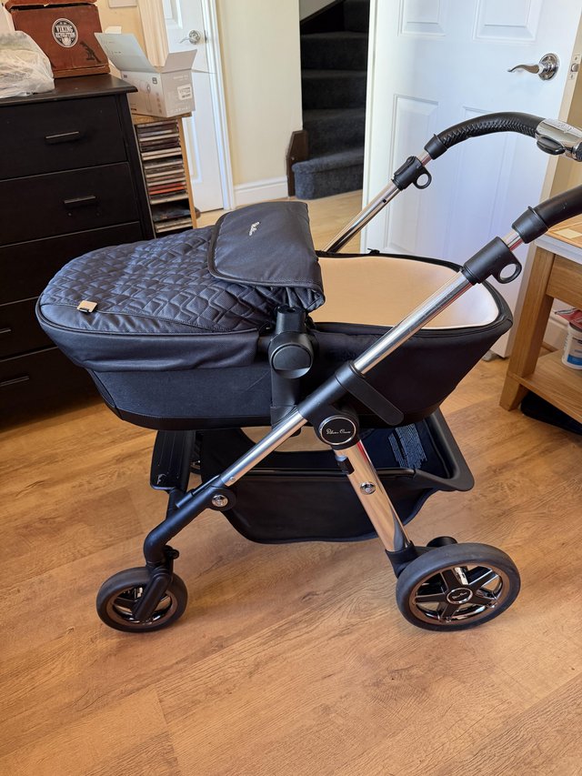 Silver cross pioneer pushchair — photo 2 of 3