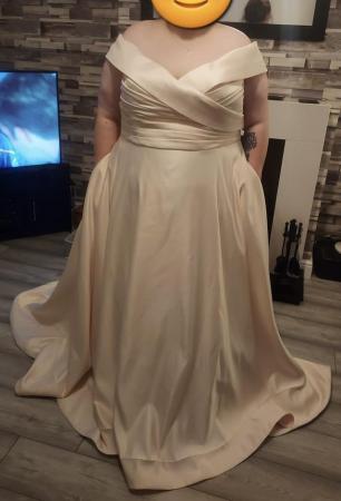 Image 2 of Heavenly Bodies rose champagne satin wedding dress size 32