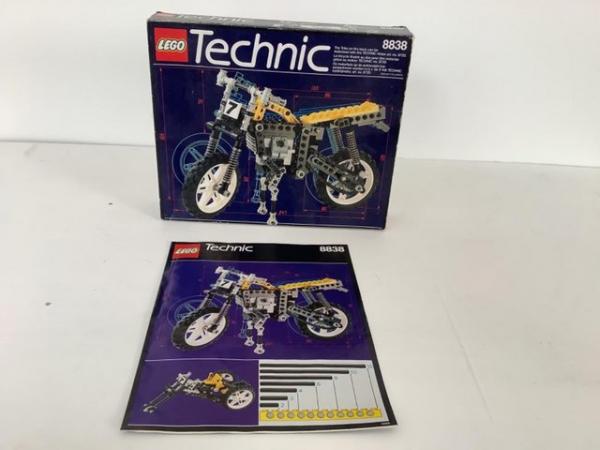 Image 1 of Lego Technic 8838 motorbike
