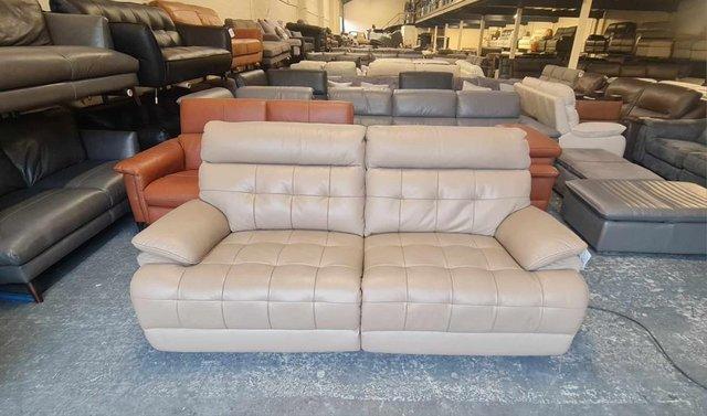 Image 4 of La-z-boy Knoxville cream leather electric 3 seater sofa