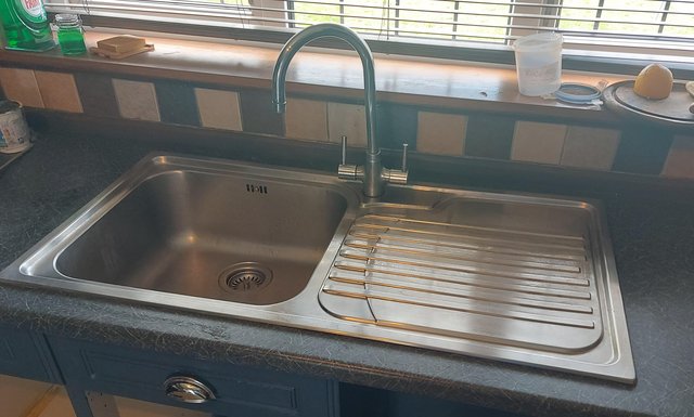 Preview of the first image of Franke sink stainless steel, with taps.