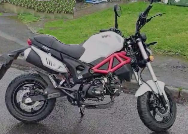 Image 1 of Motorcycle, 50cc geared, ideal for young learner, almost new