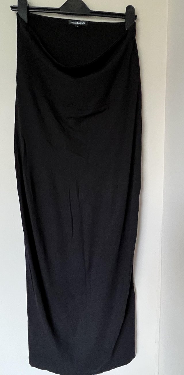 Preview of the first image of Isabella Oliver Maternity Maxi Skirt Black Size 2.