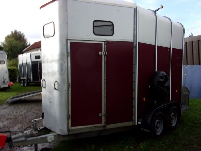 Preview of the first image of 2001 Burgundy Ifor Williams 510 Horse Trailer in Norfolk..