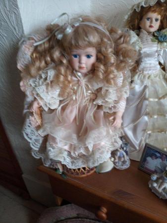 Image 3 of 5 Antique dolls in good condition