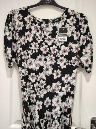 Image 7 of New Wallis Black Floral Summer Lightweight Dress Size 14