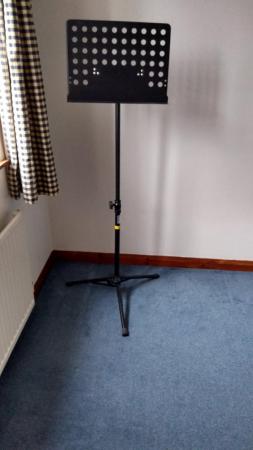 Image 3 of Robust height adjustable and collapsible music stand