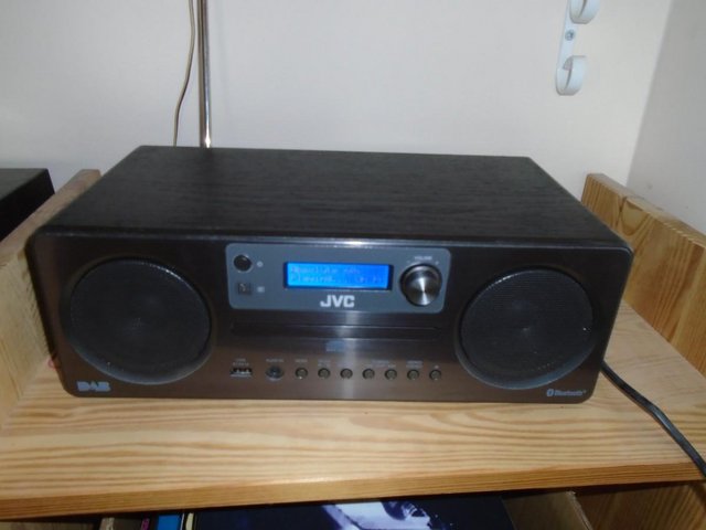 Preview of the first image of DABS RADIO - wireless Micro all-in-one Hi Fi.